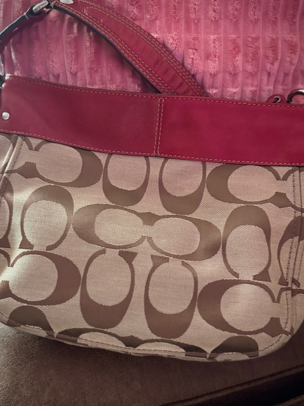 Coach Red Zoe Hobo Bag ✨ - Picture 5 of 8
